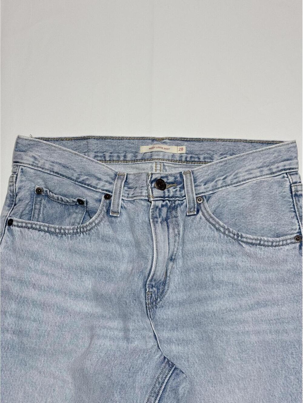 Levi’s Light Blue Middy Loose Boot Jeans Size 28